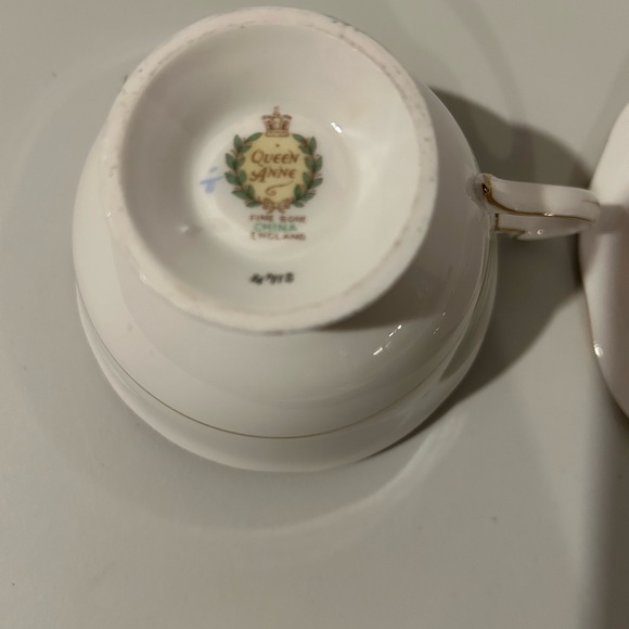 Queen Anne Fine Bone China England - Picture 6 of 11